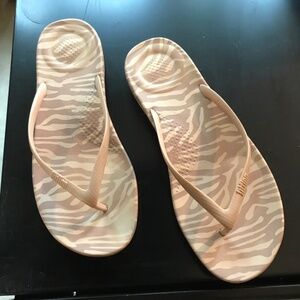 Fitflop womens thong flip flops